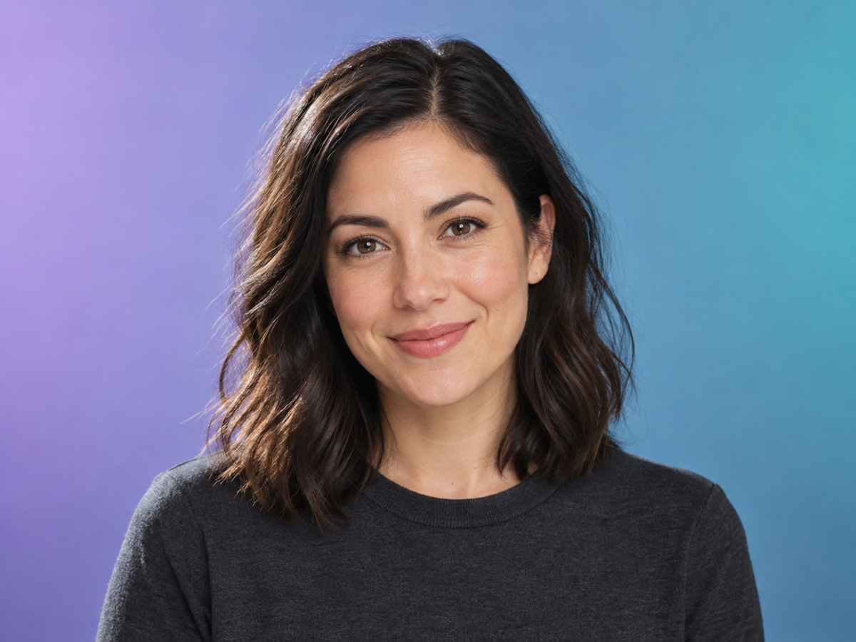 Portrait with the room background replaced by a smooth modern gradient